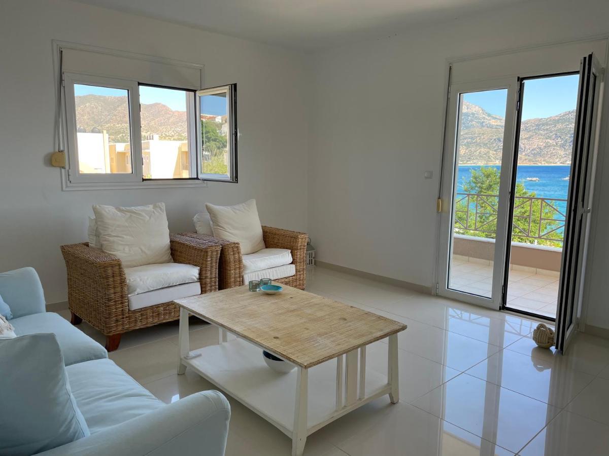 Locals Apartment Karpathos 外观 照片