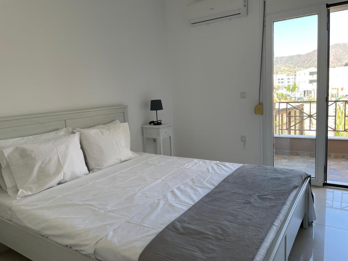Locals Apartment Karpathos 外观 照片